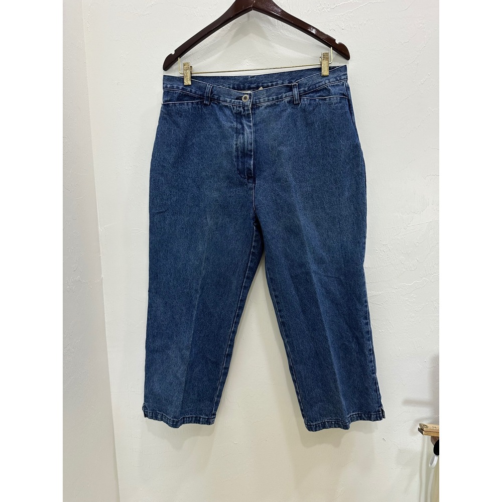 St. John's‎ Bay Women's High Waisted Denim Capris Medium Wash Cotton Size 14